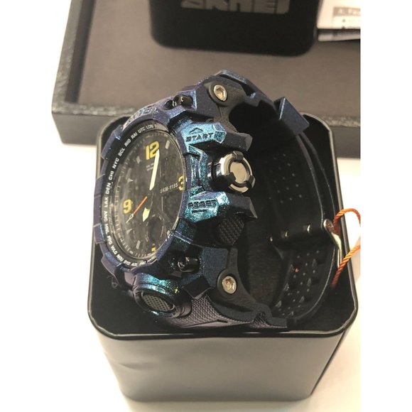 TWO New Watch PLUS Free Pair SUNGLASSES - Picture 5 of 13